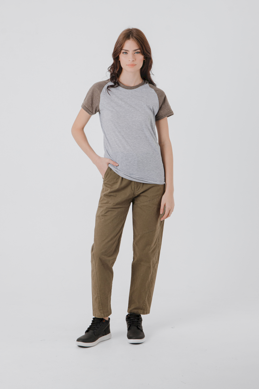 PANTALÓN CHINO